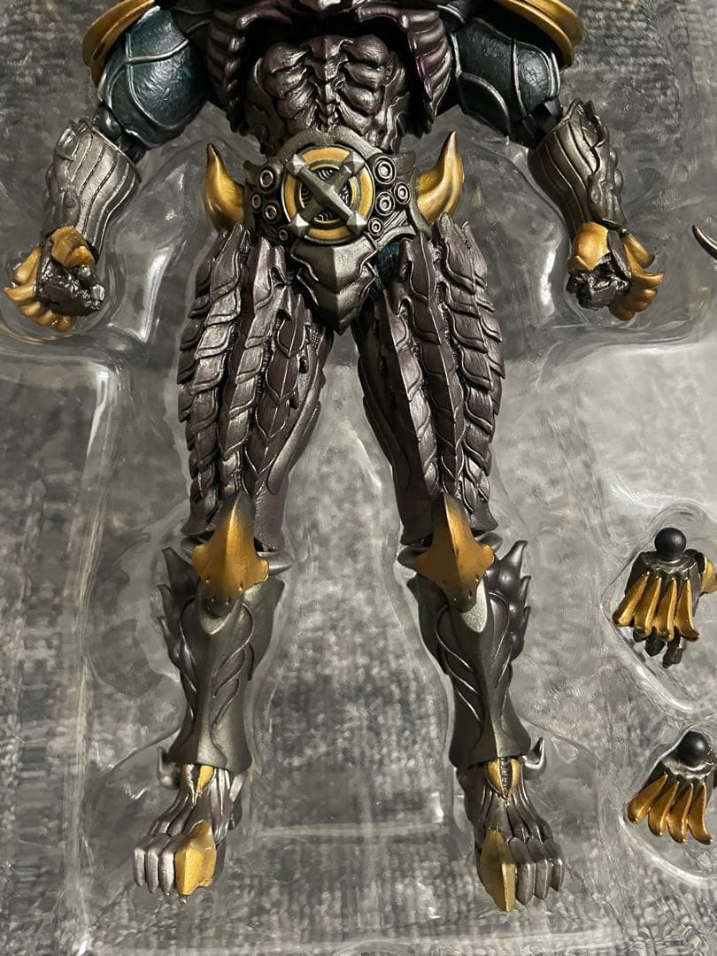 魔戒可動 暗黒騎士キバ