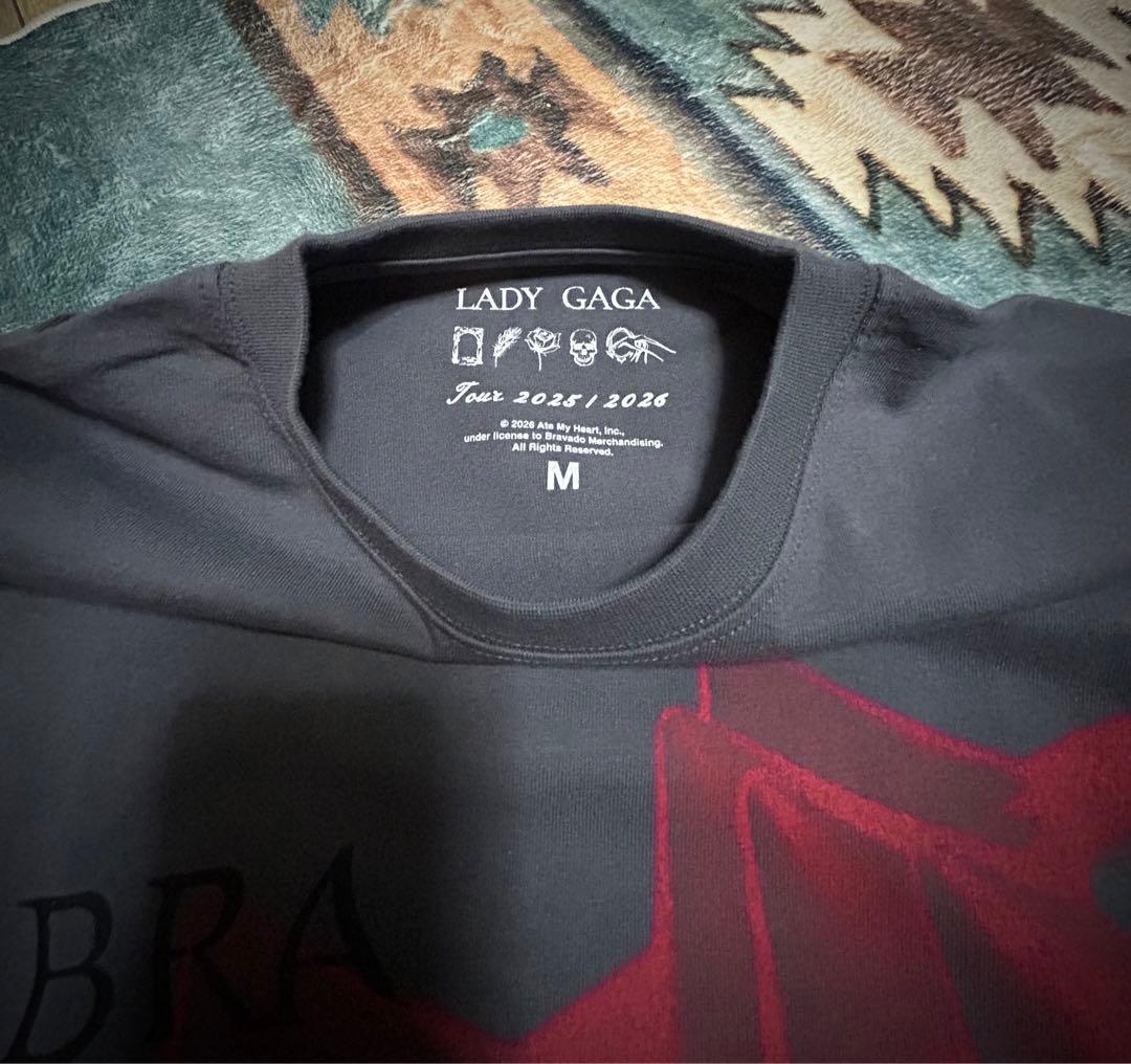 【新品未開封】lady gaga レディーガガ ＴシャツMAYHEM BALL