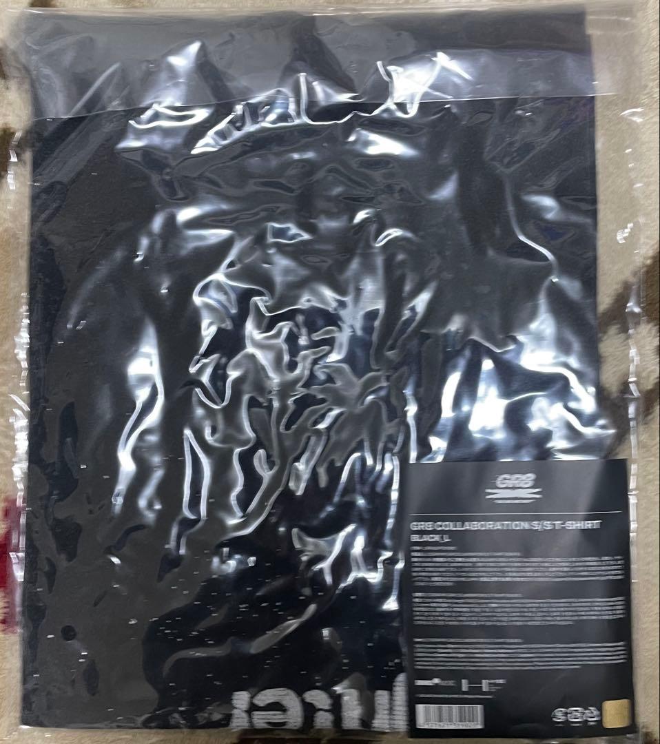 【新品未使用】LE SSERAFIM x GR8 T-Shirt \"Black\"