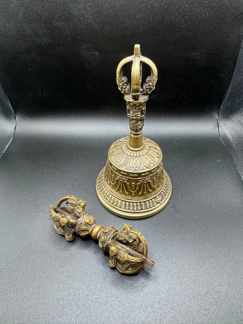 希少 ガンター（金剛鈴）とヴァジュラ（金剛杵）、宝匣セット 仏教美術 密教法具