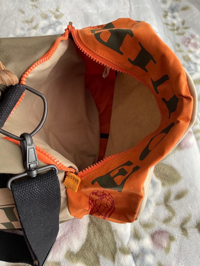 ナパピリ　ボストンバッグ　牛革　約100Ｌ