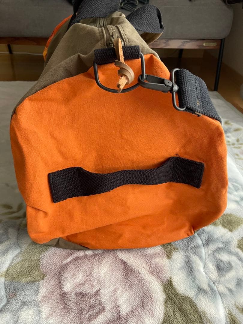 ナパピリ　ボストンバッグ　牛革　約100Ｌ