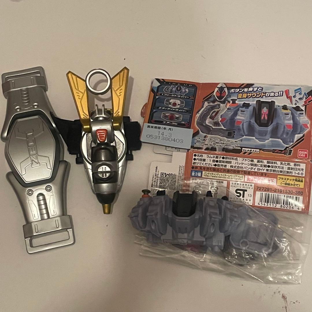 戦隊&仮面ライダー 他 ソフビ 70体 まとめ売り