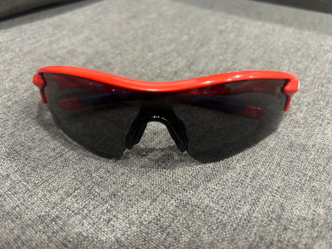 Oakley オークリー　RADARLOCK レーダーロック レッド/ブラック