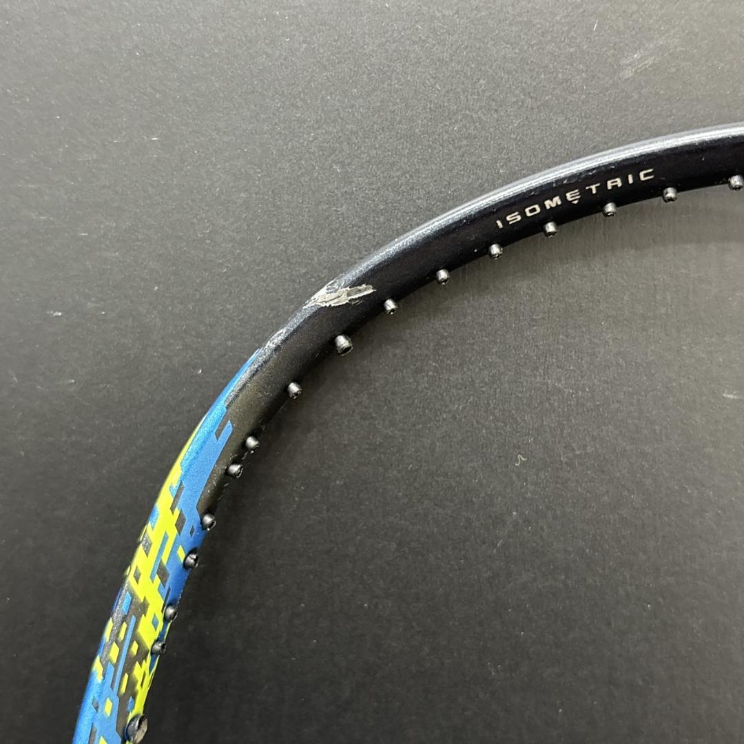 YONEX　NANOFLARE　700　バトミントンラケット　ガット無し