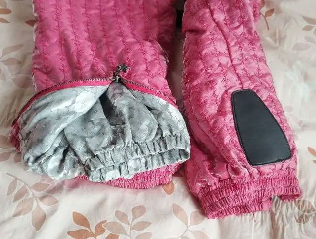 スキーウェア　上下　ピンク キルティング