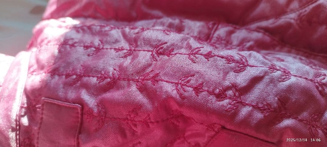 スキーウェア　上下　ピンク キルティング