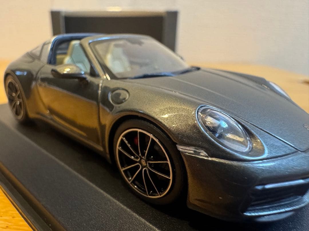 【MINICHAMPS】Porsche911 [992] Targa 4S