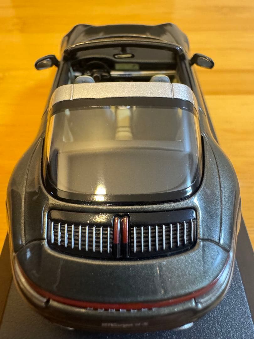 【MINICHAMPS】Porsche911 [992] Targa 4S