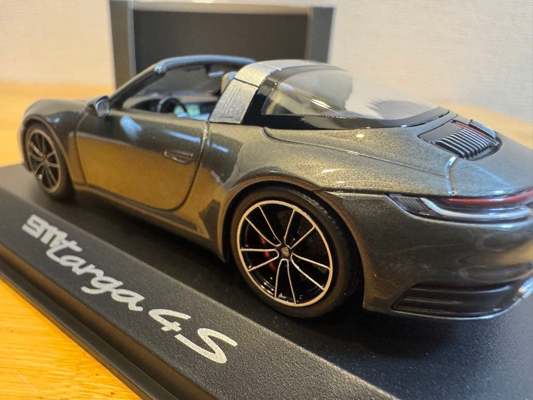 【MINICHAMPS】Porsche911 [992] Targa 4S