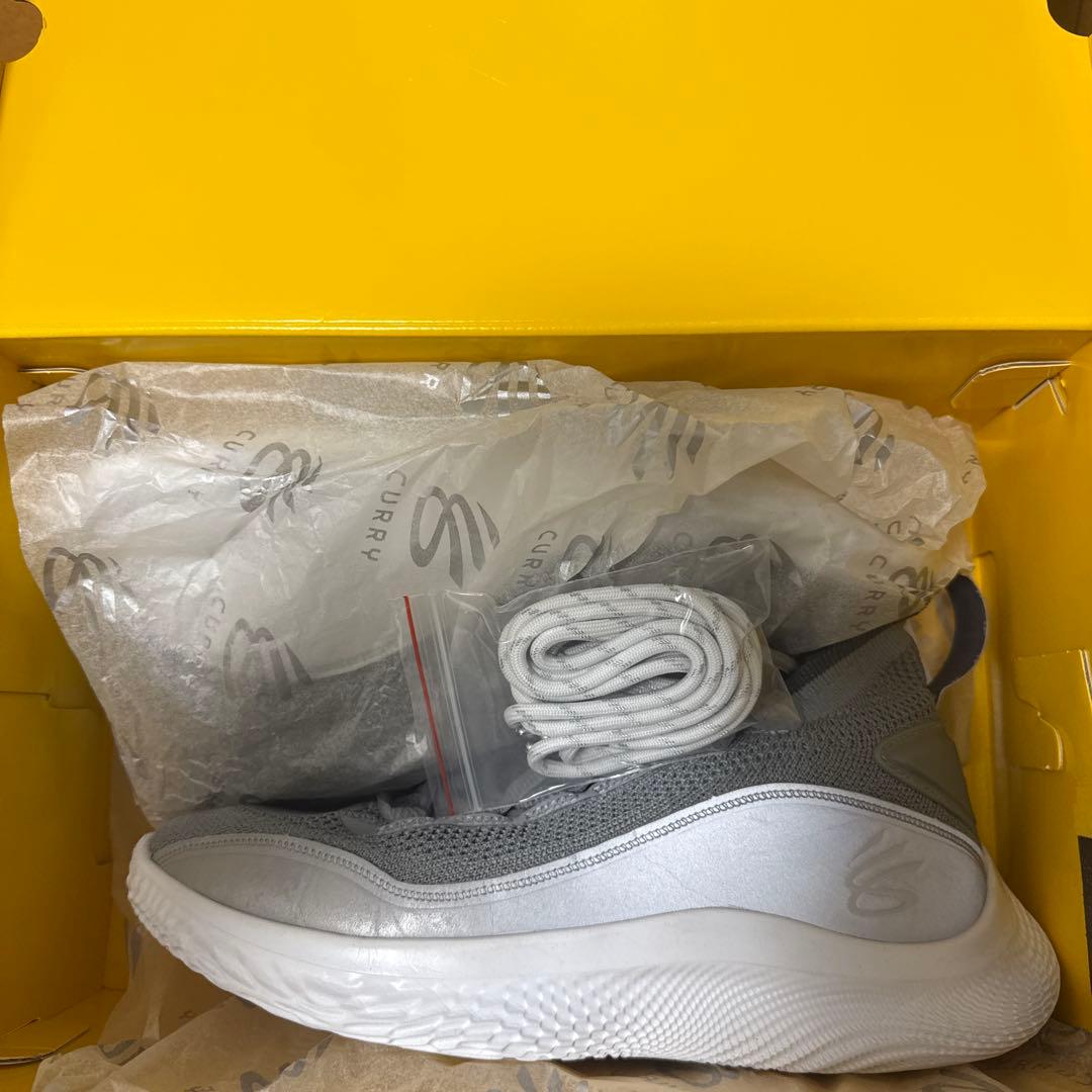 アンダーアーマー　カリー8 27.5㎝　CURRY8 バスケットボールシューズ