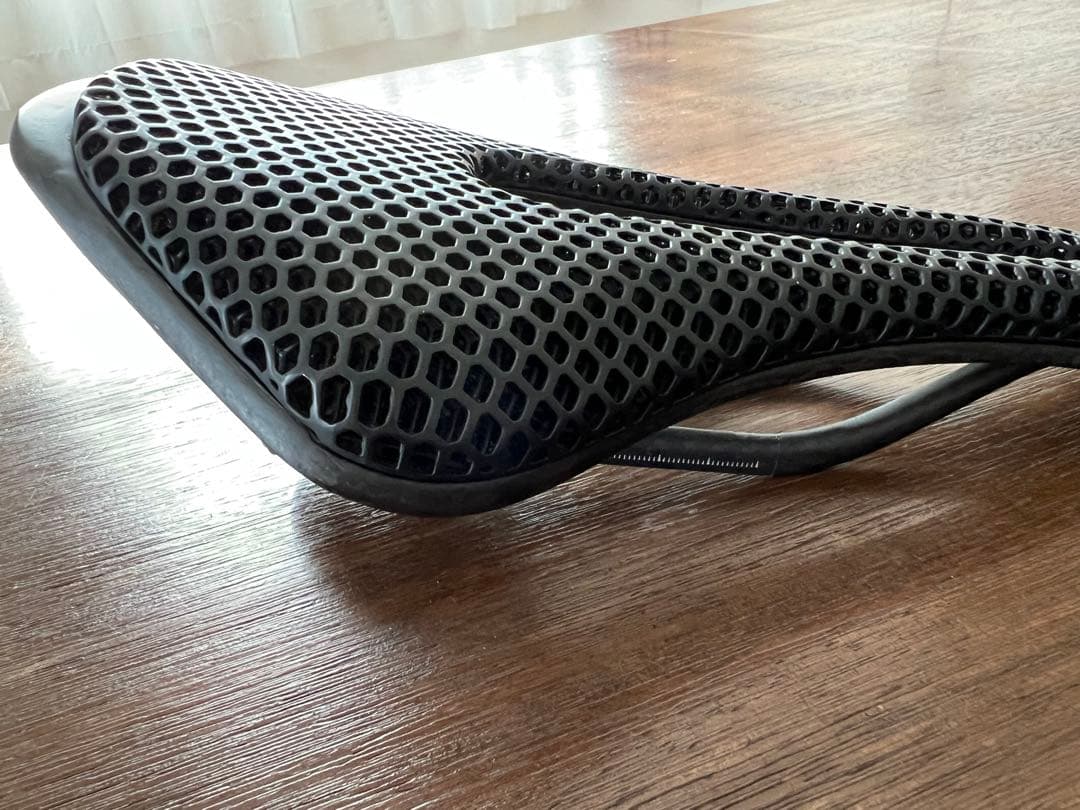 RYETカーボン3Dプリントサドル