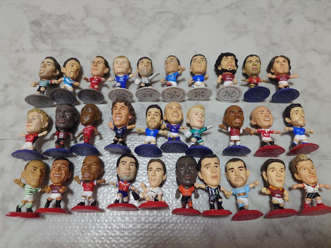 コリンシアン フィギュアセット 150体