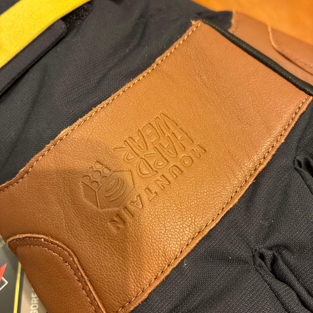 新品マウンテンハードウェア プリマロフト ゴアテックスグローブ S