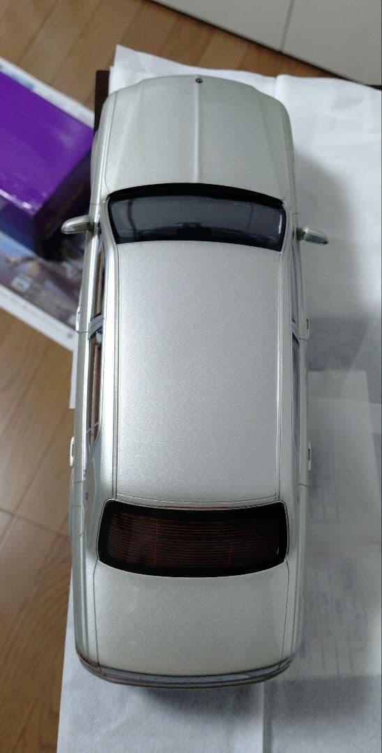 1/18 トヨタ センチュリー シルバー