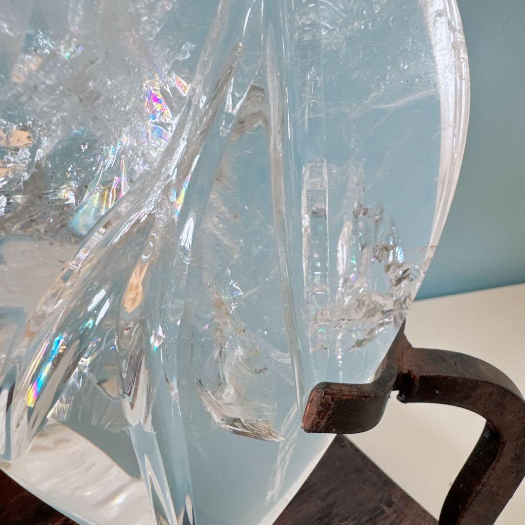 天然水晶★アーモンド型オブジェ★透明水晶★レインボー入り★台座付き★天然石★置物