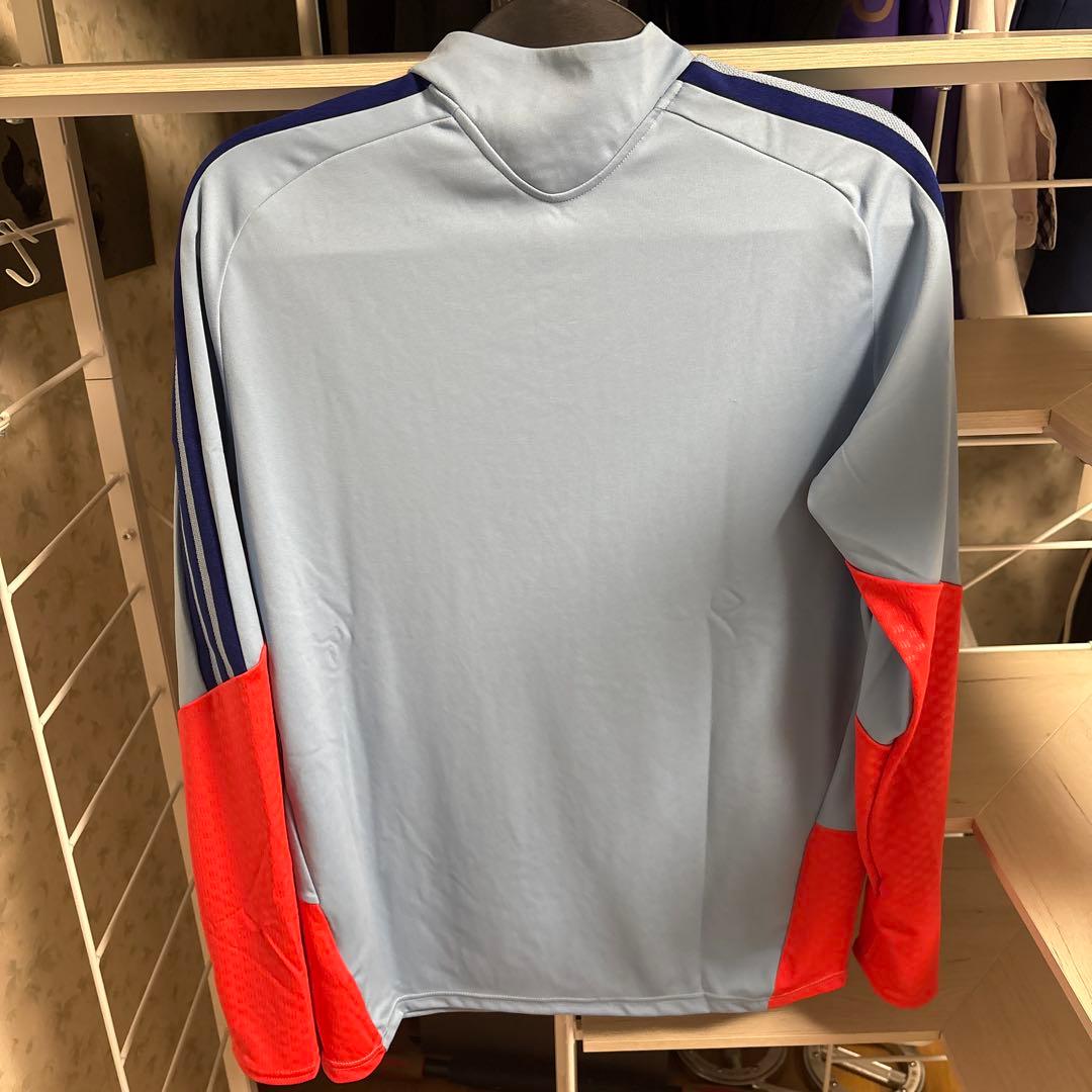 サッカー日本代表　ティロ26 トレーニングジャージ　トップス　XL