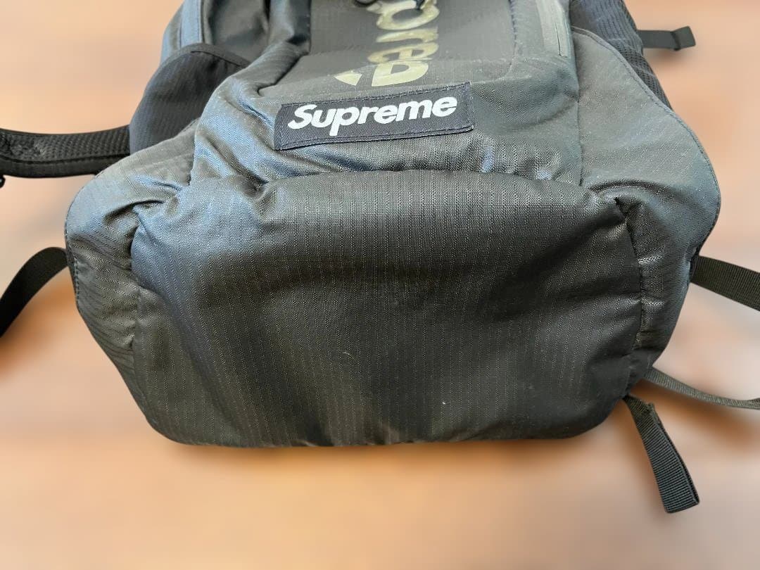 Supreme ブラック バックパック