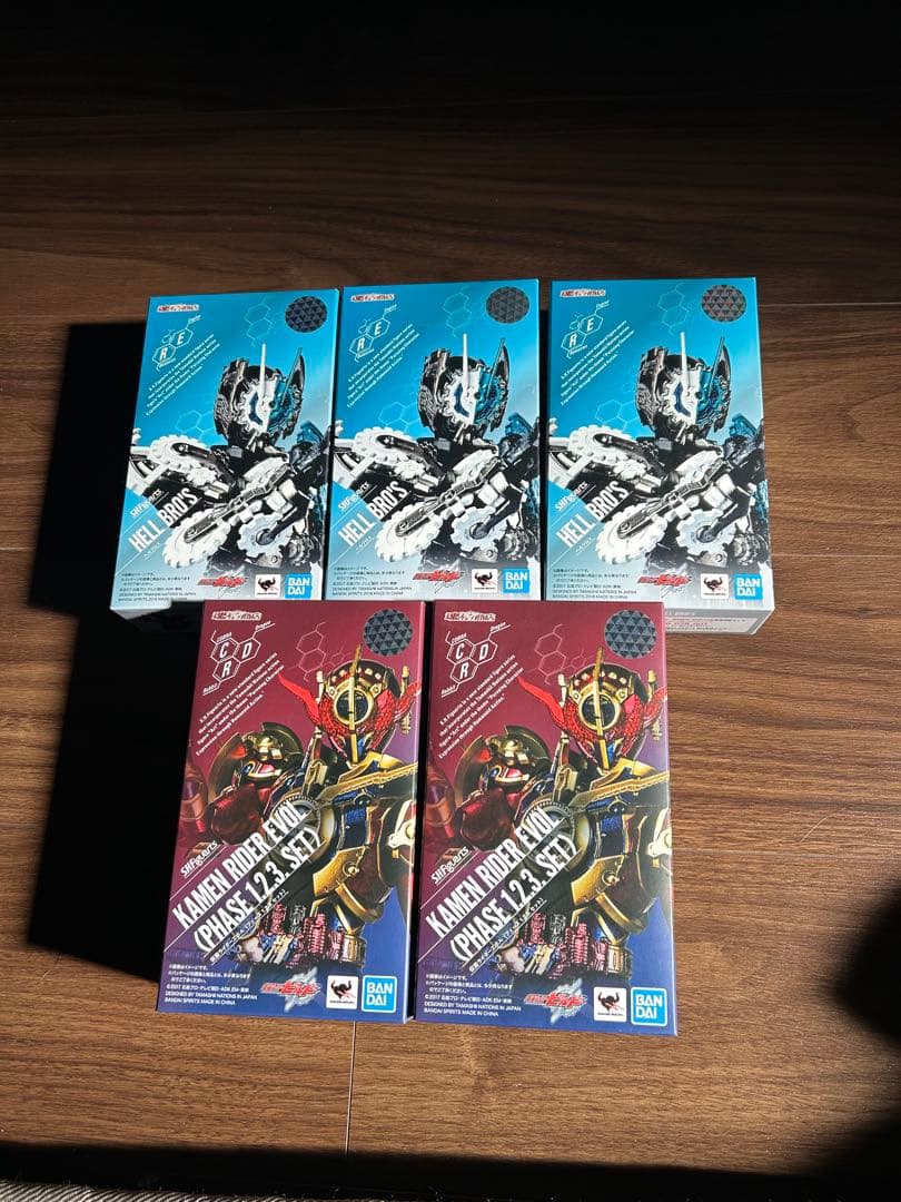 S.H.Figuarts仮面ライダーエボル&ヘルブロス