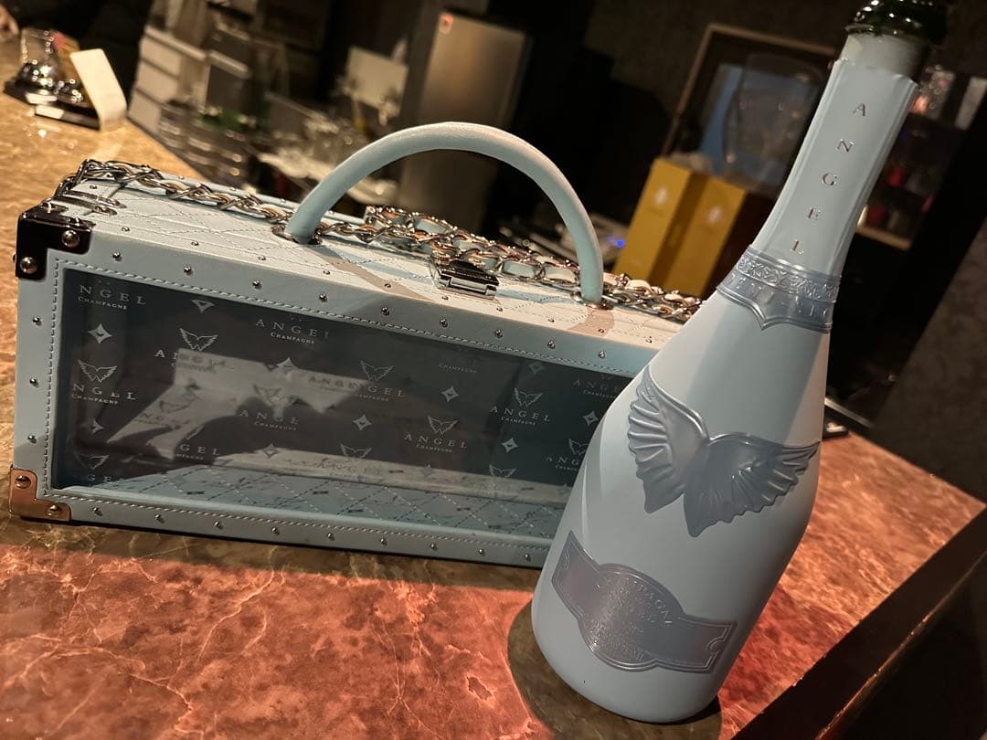 シャンパン空き箱