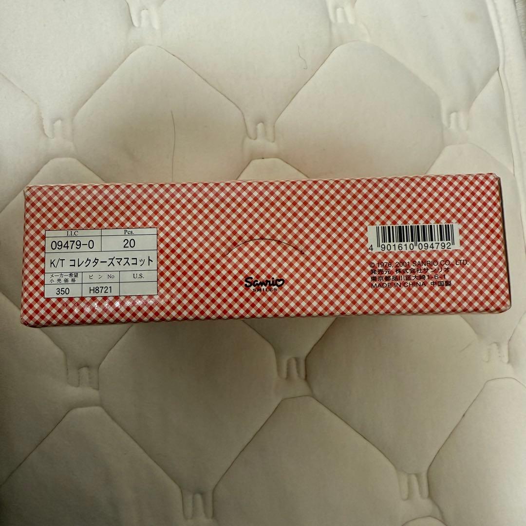 未開封 ハロー キティ コレクターズ マスコット 缶 2001年 サンリオ 箱入