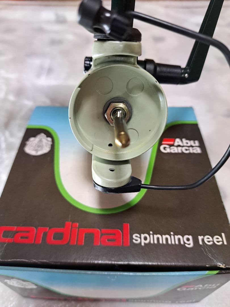 Abu Garcia Cardinal C4 Green　替スプール付