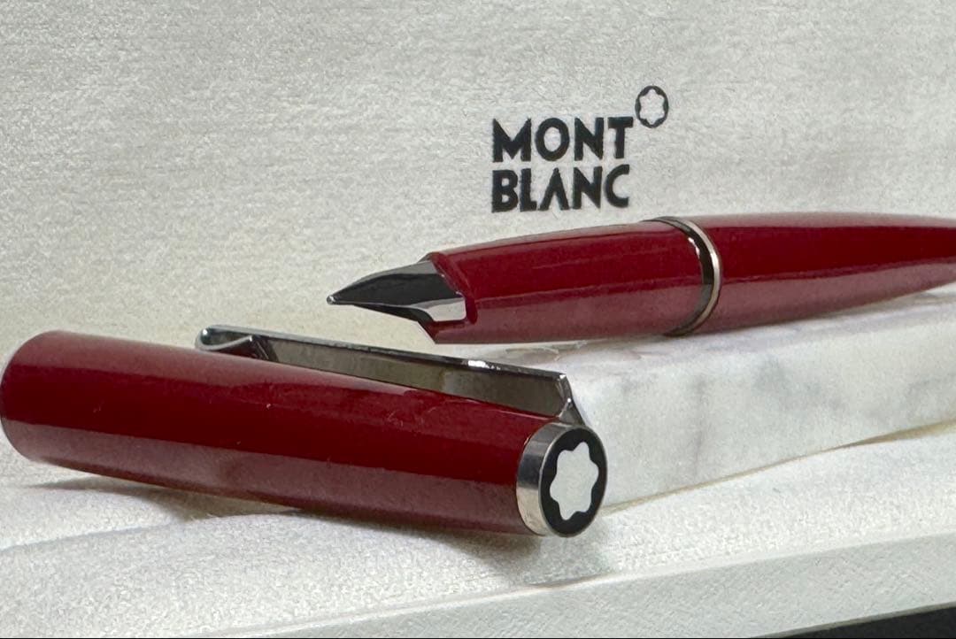 【極美品】モンブラン No300 万年筆ボルドー軸　コンバーター付