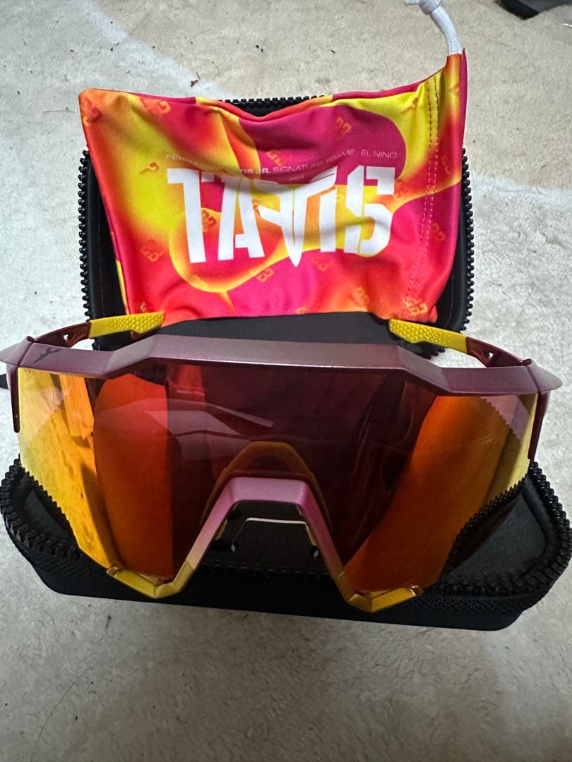 100%タティスJrモデルサングラス　期間限定値下げ中