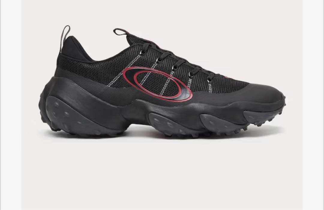 26cmOAKLEY ブラック レッド スニーカー