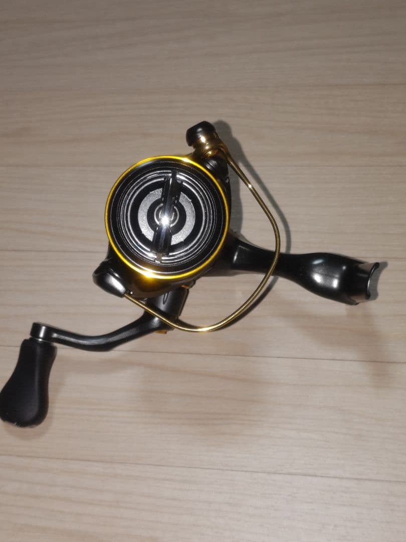 中古美品　シマノ 21 ソアレXR C2500S