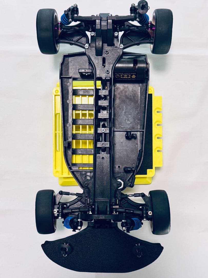 ヨコモ　MR-4TC シャーシのみ　と　予備パーツ　と説明書