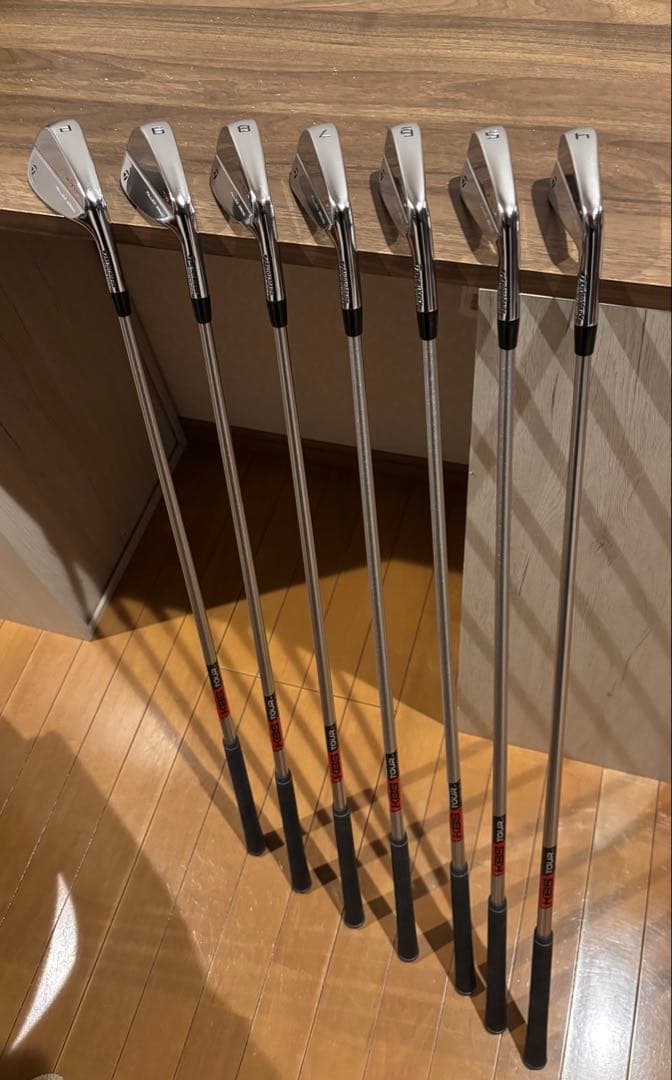 【極美品:日本正規品:レアスペック】P7TW 4I〜PW タイガーウッズ