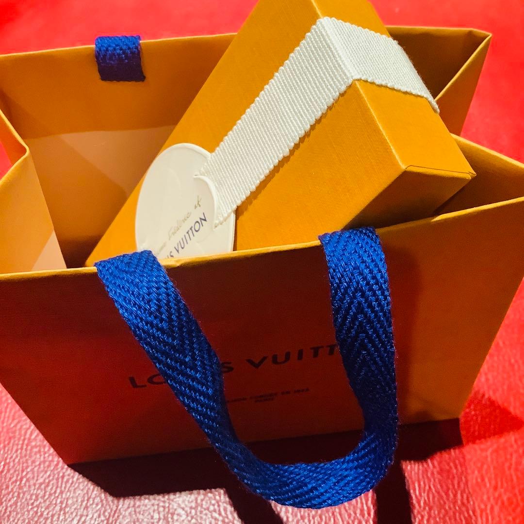 ❤️パリLV正規品　LOUIS VUITTON チョコレート　ミルク&ダーク4箱