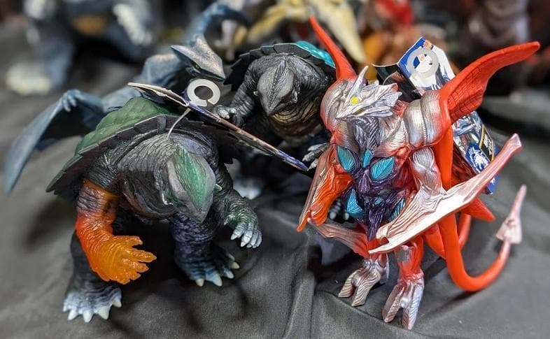 昭和～平成ガメラ＆登場怪獣（バンダイ）＆ビッグサイズソフビ他１７体セット＋３