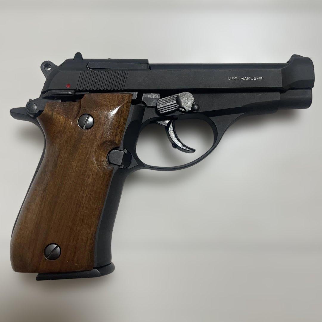 マルシン工業製　M84 ブラックHW モデルガン（観賞用）