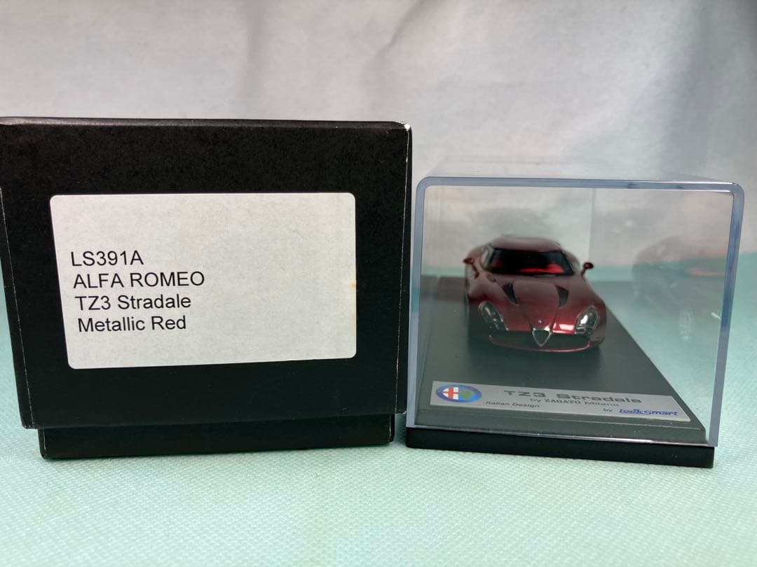 Look Smart Alfa Romeo TZ3 Stradale 2011年