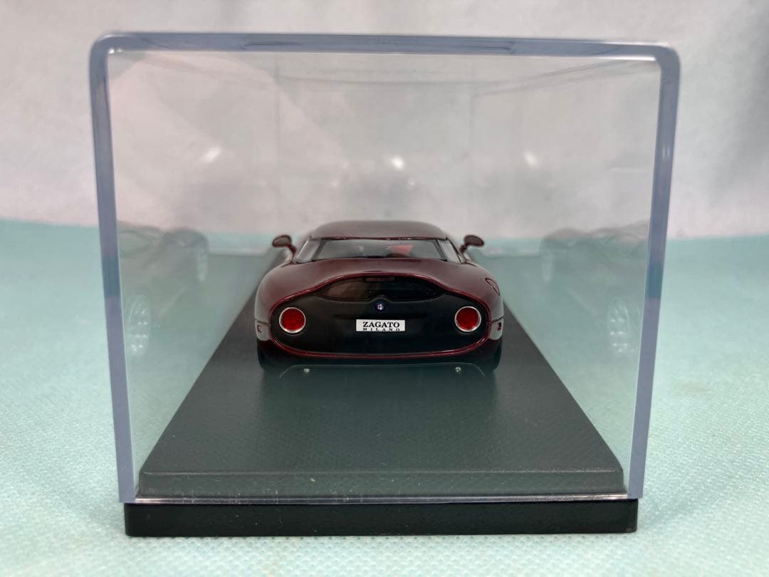 Look Smart Alfa Romeo TZ3 Stradale 2011年