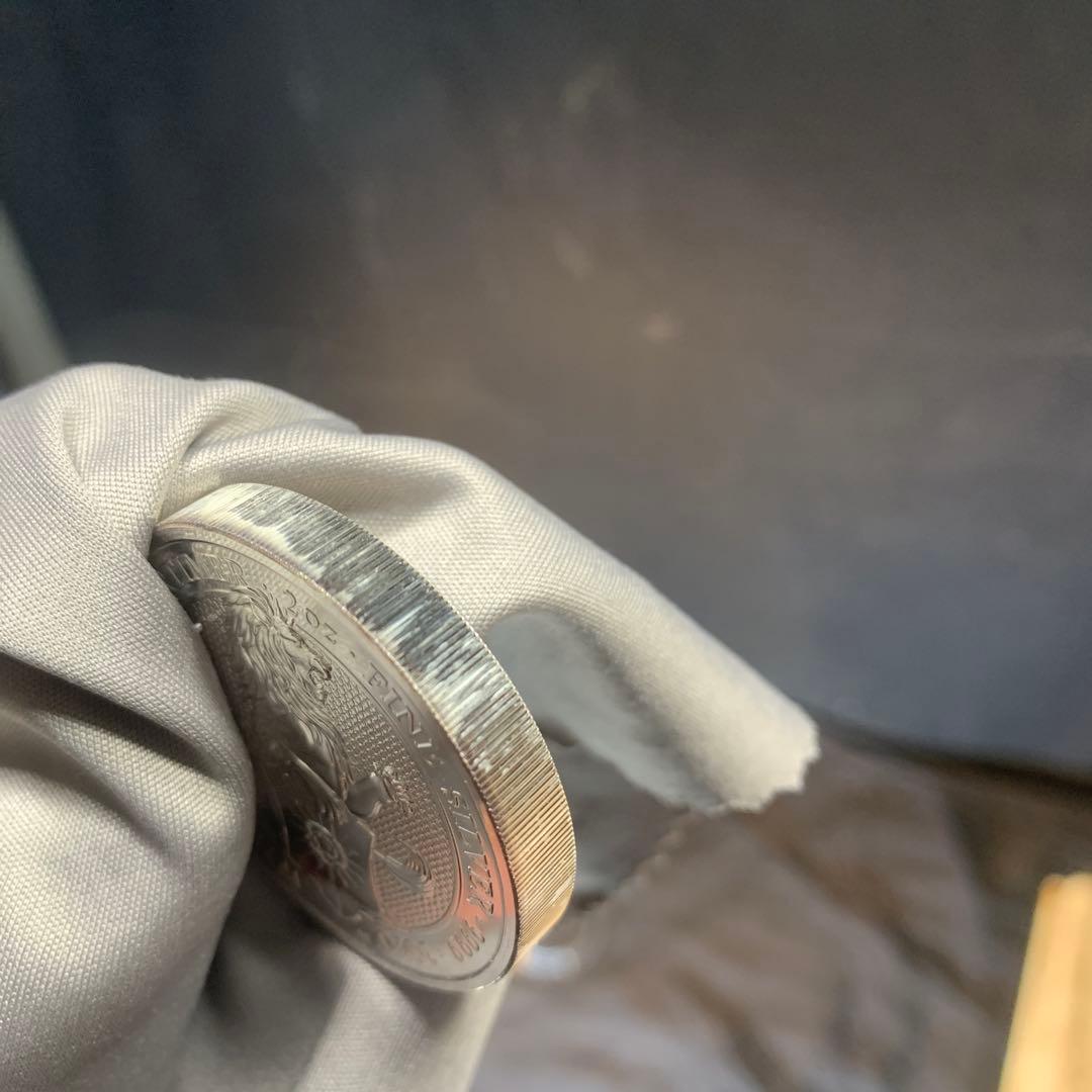 D3 純銀貨 2オンス クイーンズビースト　2020ホワイトライオン