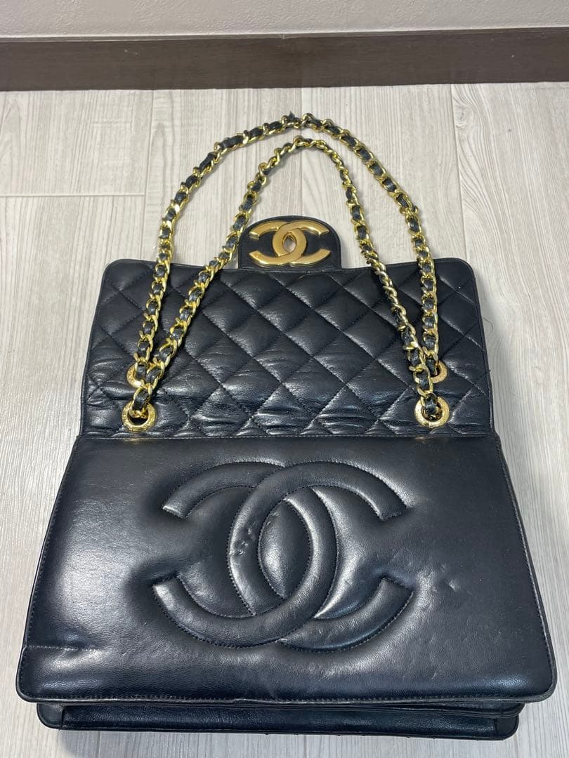 CHANELデカマトラッセ シングルフラップ ダブルチェーン ショルダーバッグ