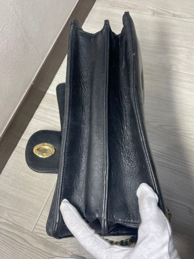 CHANELデカマトラッセ シングルフラップ ダブルチェーン ショルダーバッグ