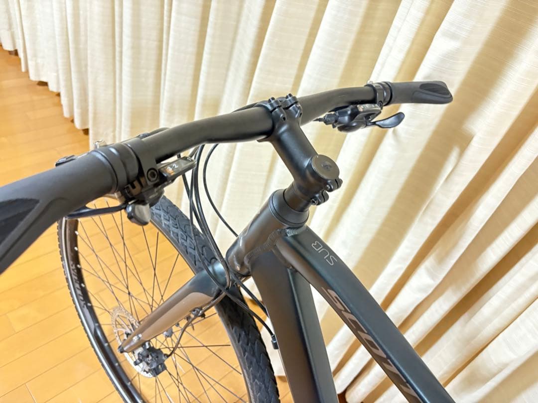 SCOTT クロスバイク 直接引渡し限定/横浜及び近隣には無料お届け可能