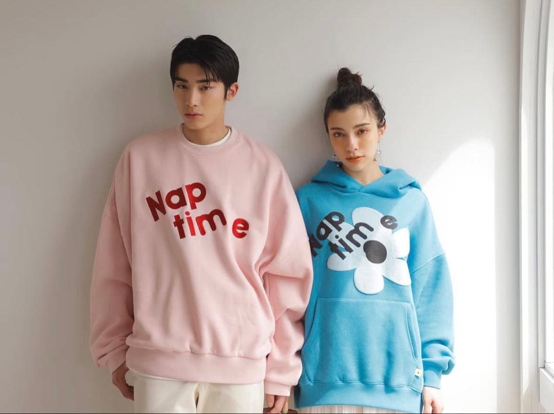 ナップタイム　naptime. Nissy 西島隆弘　スウェット　パーカー　青