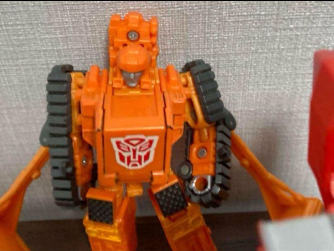 トランスフォーマー　ビルドキング　カーロボット