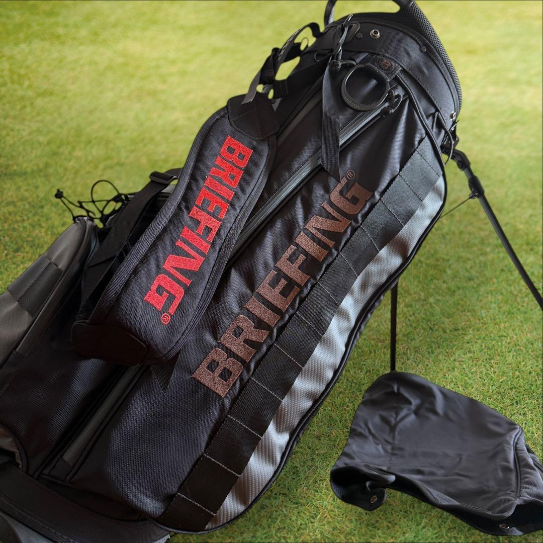 表参道ヒルズ限定モデル　ブリーフィング　キャディバッグ　黒　CR-4 カーボン