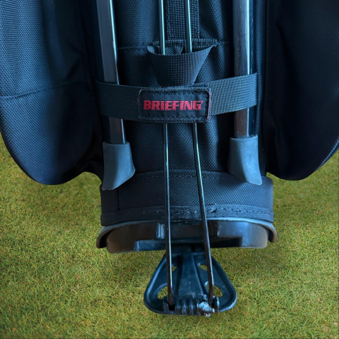 表参道ヒルズ限定モデル　ブリーフィング　キャディバッグ　黒　CR-4 カーボン