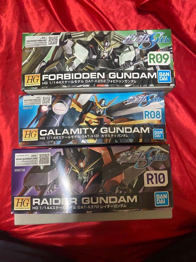 ガンプラ　hg ３個　カラミティ　レイダー　フォビドゥン　ガンダム　新品　未開封