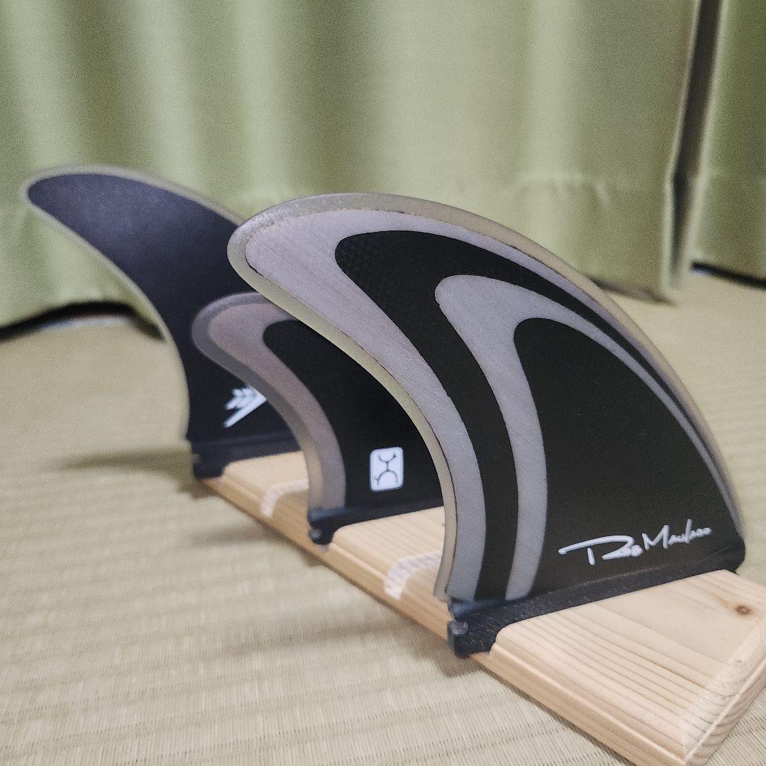 ロブマチャド ツインスタビMachado 2 + 1 Fin Set