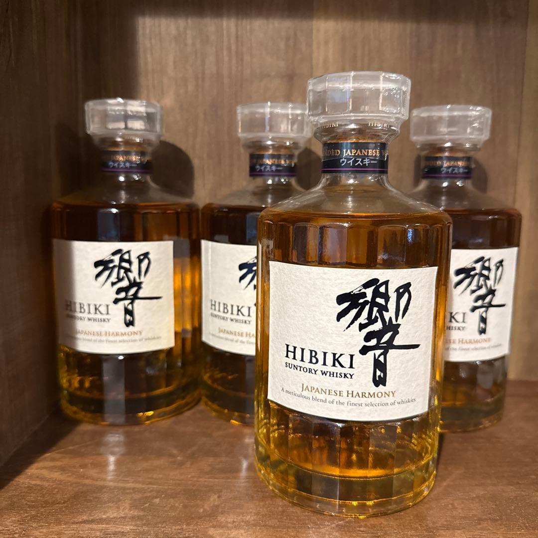サントリー 響（HIBIKI）ブレンデッドウイスキー