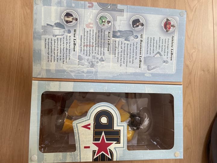 Upper Deck KingJames Edition nbaフィギュア