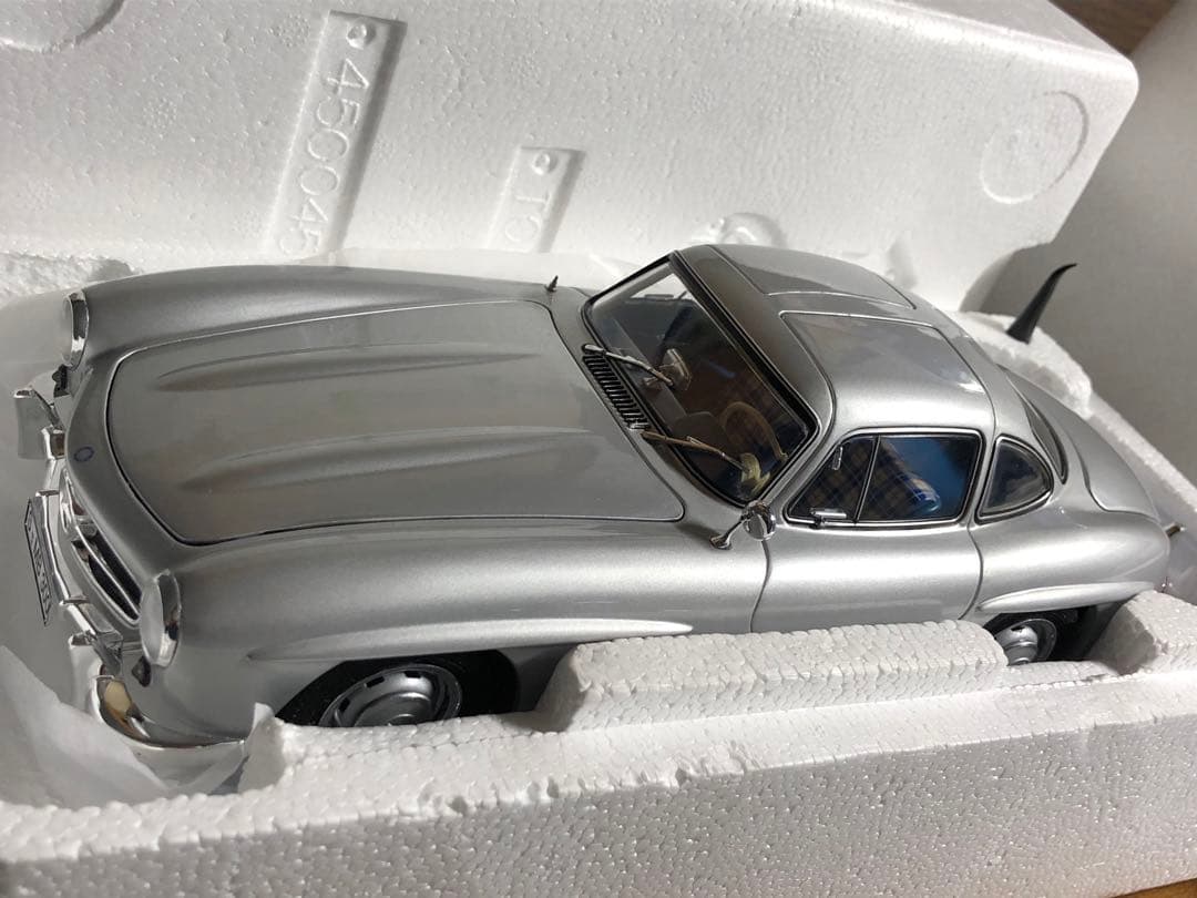 最終値下げ Schuco 1/18 メルセデス ベンツ 300SL Coupe